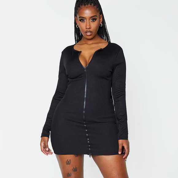 Pretty Little Thing Ribbed Zip Front Bodycon Dress NWT Size 12 (US) - Picture 1 of 5